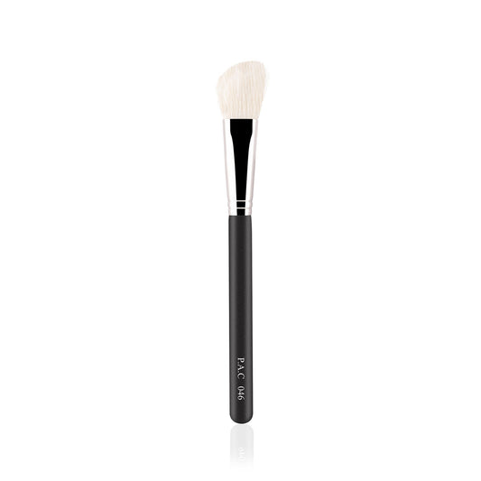 PAC Studio Contouring Brush - 046