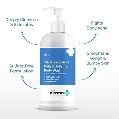 The Derma Co Glowing & Smooth Skincare Kit