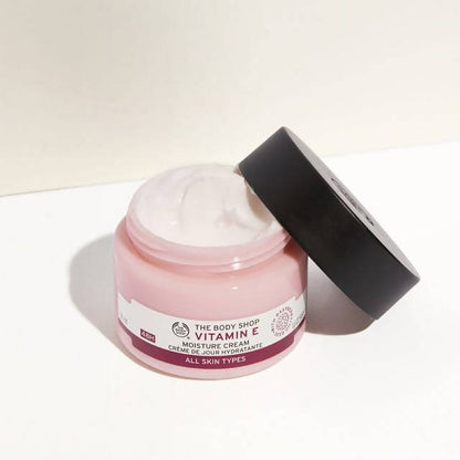 The Body Shop Vitamin E Moisture Day Cream