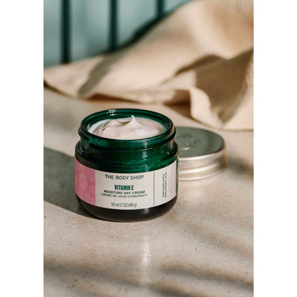 The Body Shop Vitamin E Moisture Day Cream