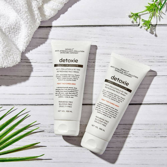 Detoxie Anti-Pollution & De-Tan Refreshing Face Wash