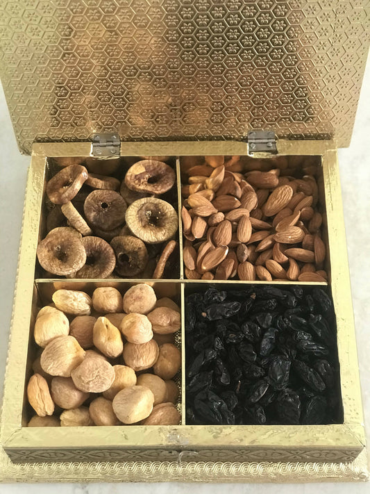 SK Mithaii | Assorted Peacock Design Dry Fruit Box | Almonds | Apricots | Figs | Black Resins - BUDNE