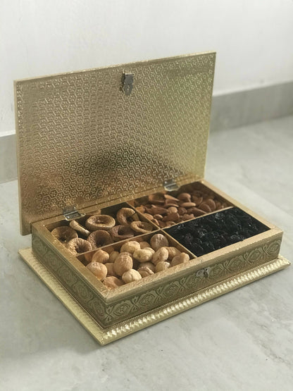 SK Mithaii | Assorted Rajasthani Elephant Design Dry Fruit Box | Almonds | Apricots | Figs | Black Resins |4 Partition
