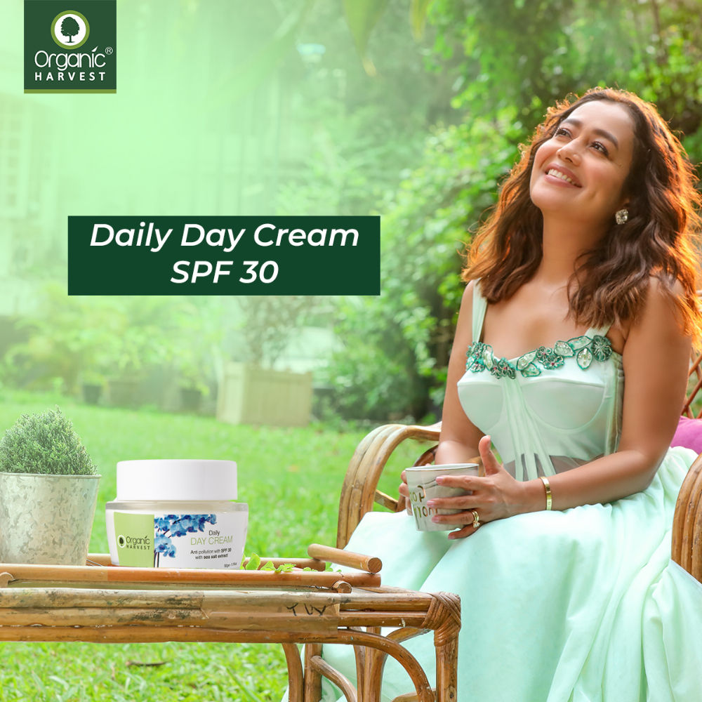 Organic Harvest Daily Day Cream With Spf 30