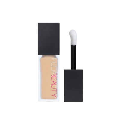 Huda Beauty Faux Filter Concealer - Cotton Candy