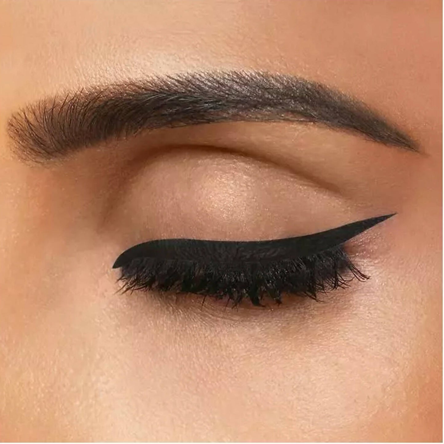 Colorbar Just Smoky Kajal Just Black