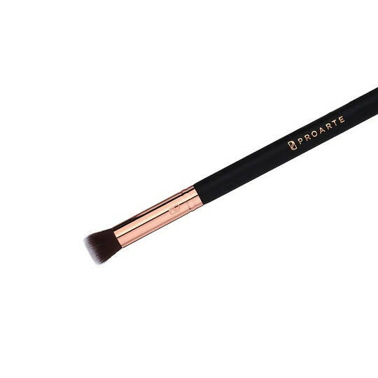 Proarte Precise Flat Kabuki Brush AK-64