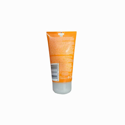 Neutrogena Clear & Defend Facial Scrub