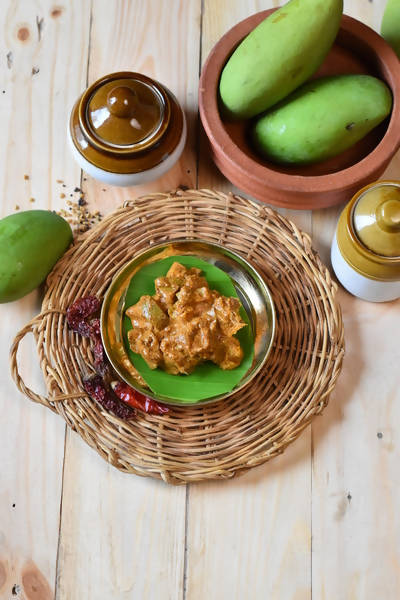 Dinoo's Organic Cut Mango Pickle